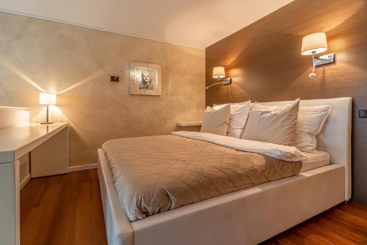 Luxury With Danube River View ブラチスラヴァ エクステリア 写真